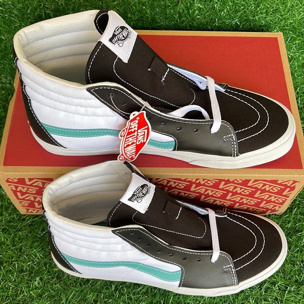 Vans Sk8-Hi Classic Sport Black/True White Leather Womens sneakers - Picture 4 of 16